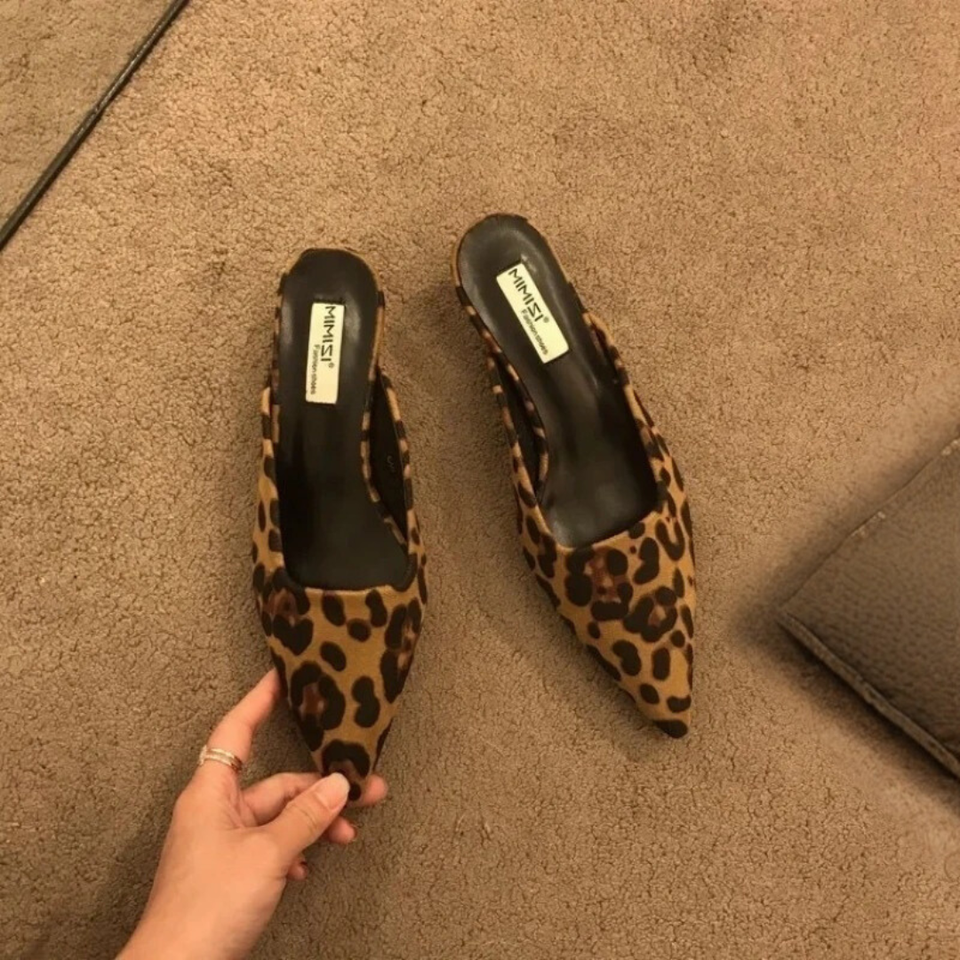 Naisten leopardikuosiset teräväkärkiset mulesit, elegantti muotoilu ja villi tyyli, mukavat ja tyylikkäät slip-on kengät.