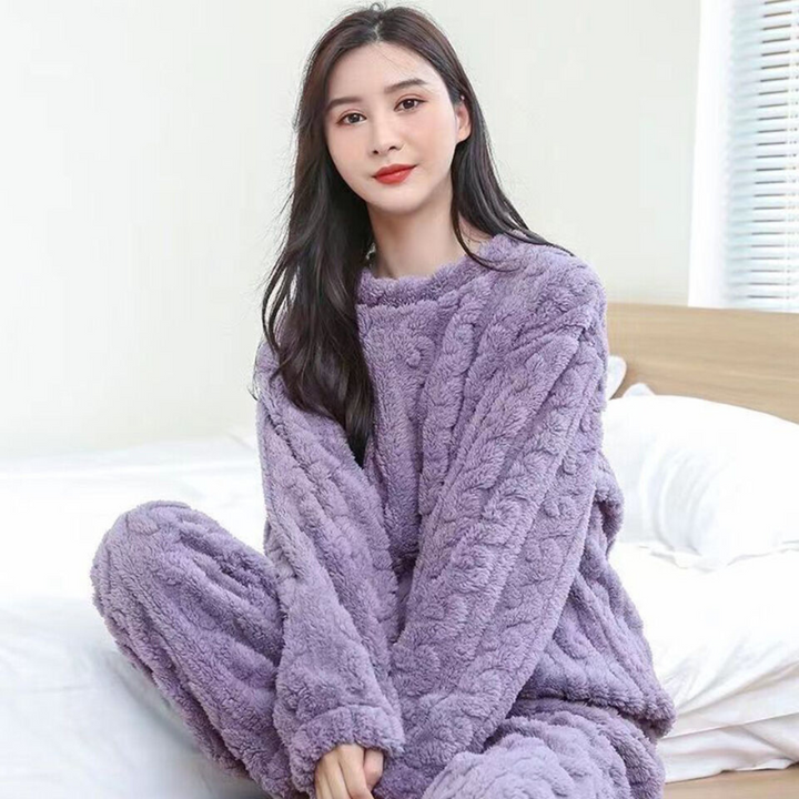 Dame Varm Fleece Pyjamasæt - Komfortabel og stilfuld til hjemmebrug.