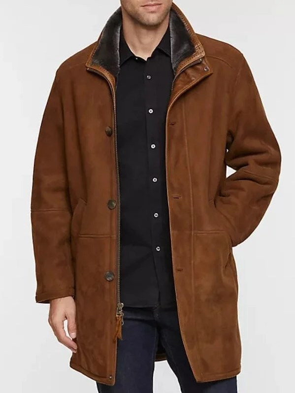 Dame 3/4 lang jakke i merinould, elegant design; brune nuancer, blødt for og vandtæt materiale.