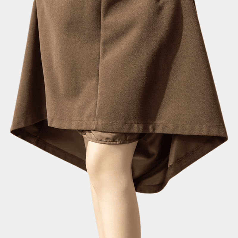 Dame metallic satin nederdel, klassisk snit, elegant glans, perfekt til fester og hverdagsbrug.