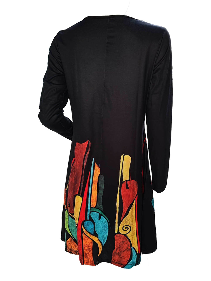 Dame midi kjole med kunstnerisk print og lange ærmer, blødt materiale, yndefuld og fleksibel design.