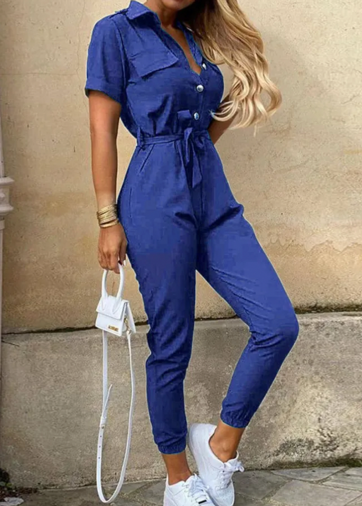 Dame multifarvet, elegant jumpsuit forfra, flatterende snit, velegnet til fester; høj komfort og mode