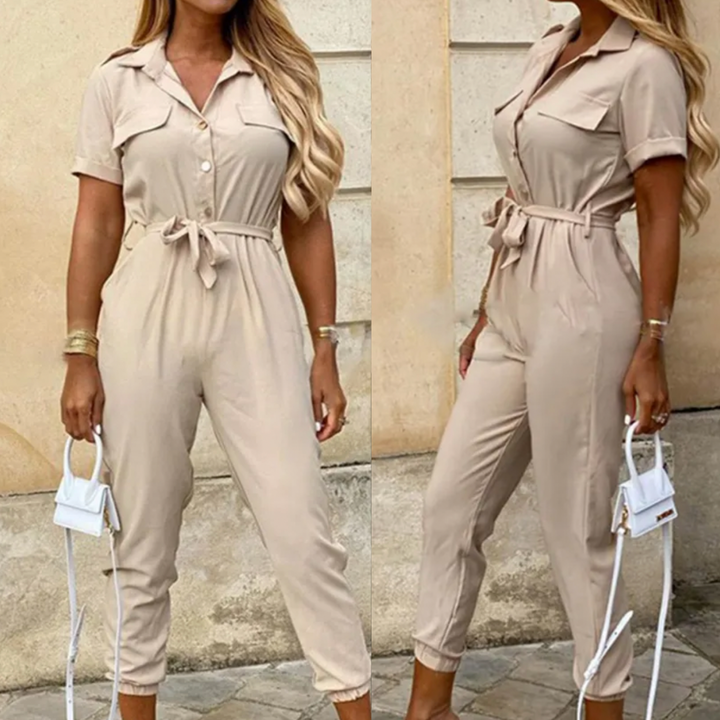 Dame multifarvet, elegant jumpsuit forfra, flatterende snit, velegnet til fester; høj komfort og mode