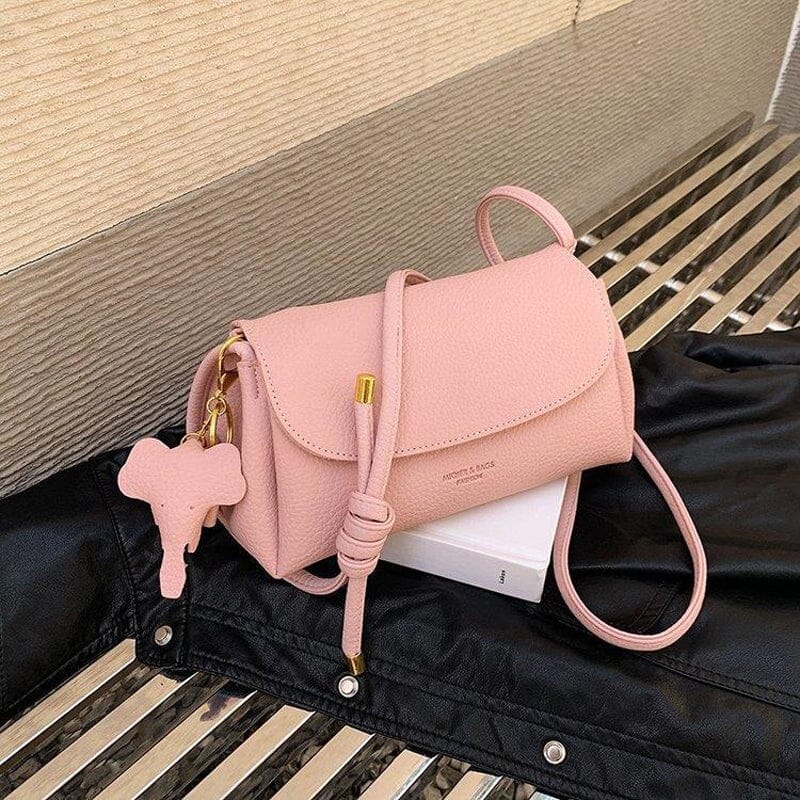 Naisten muoti crossbody laukku, khaki PU-nahka, norsuriipus koriste, tyylikäs ja käytännöllinen päivän asuste.
