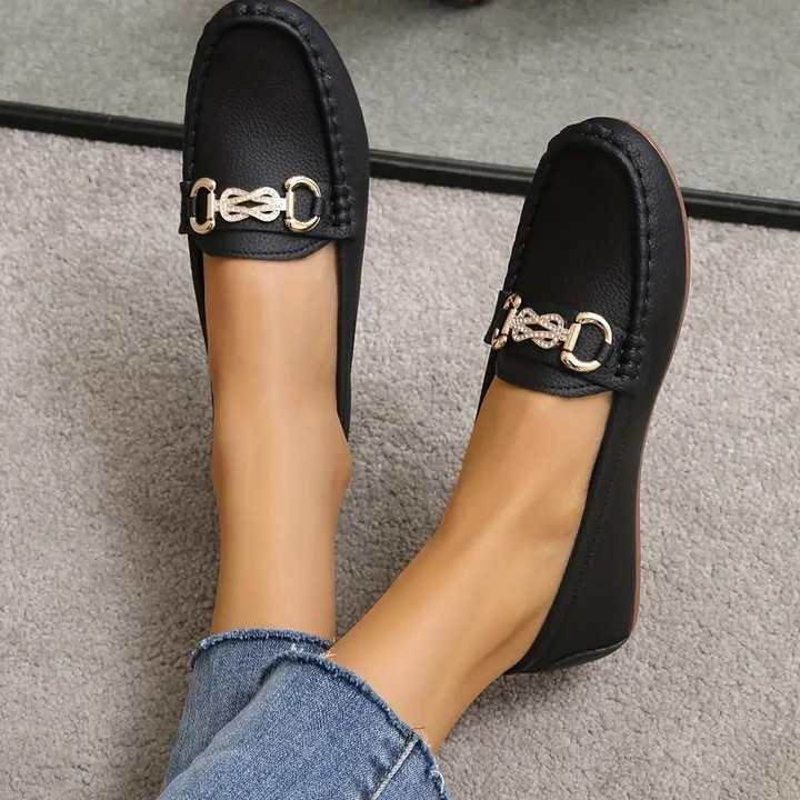 Naisten nahkaiset loaferit, mukava slip-on, laadukas nahkamateriaali, klassinen muotoilu, ajaton tyyli, monikäyttöiset.
