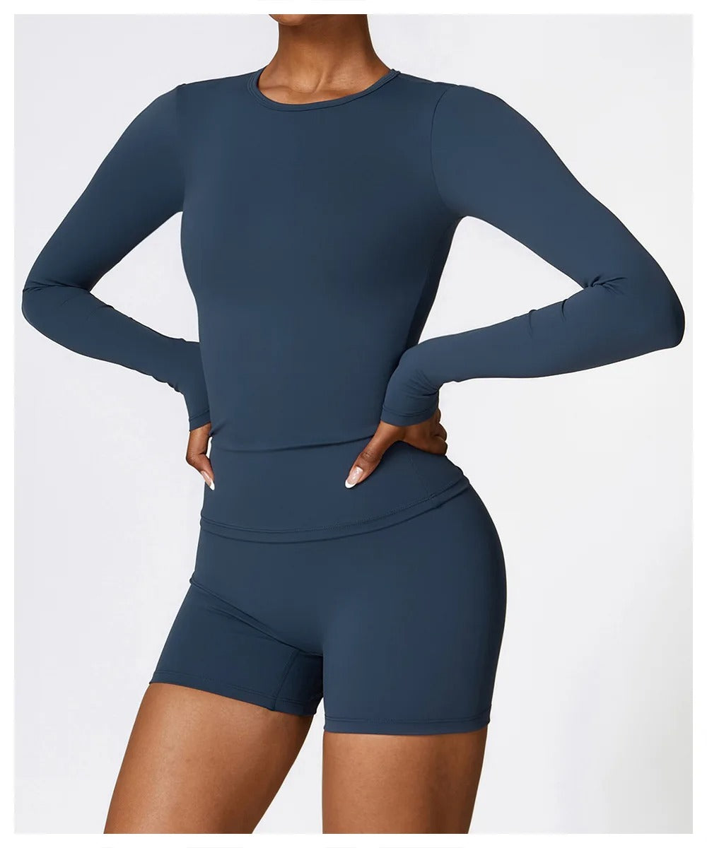 Dame langærmet Dry Fit yoga t-shirt, grå, fugttransporterende stof, åndbar og fleksibel for bevægelse.