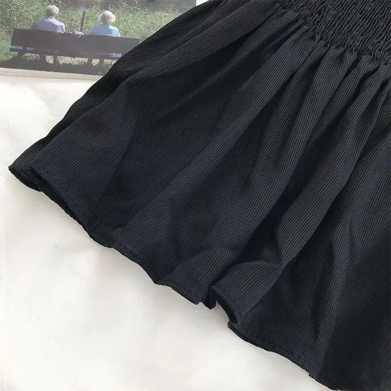 Dame Cropped Top med Plisseret Detalje og Halterneck, trendy halterneck, blødt stof, sommerstil, kort top