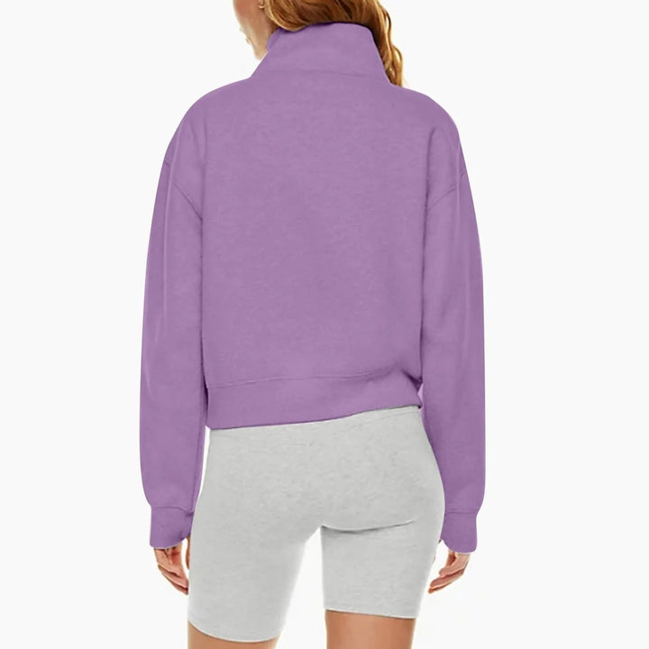 Naisten pystykauluksinen fleece-villatakki, pehmeä ja lämmin. Sopii arkeen tai retkeilyyn, saatavilla eri väreissä.