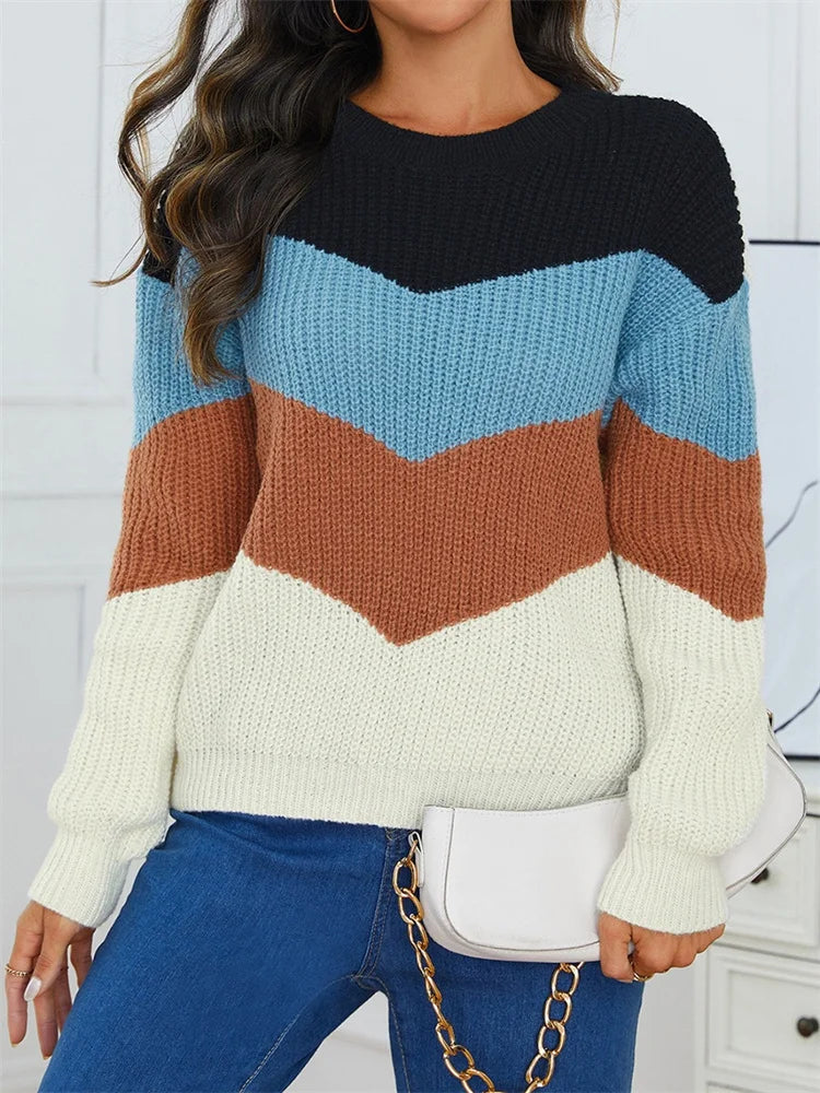 Dame stribet sweater med rund hals, flerfarvede striber, elegant og behagelig.