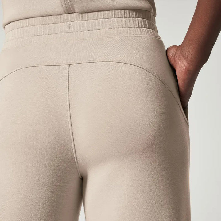 Dame afslappet jumpsuit med brede ben og taljebælte, luftig sommerkjole med korte ærmer