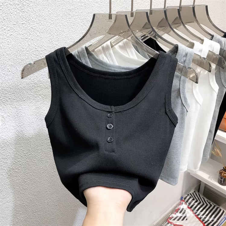 Dame Ribbed Knap Tanktop i Grå, Sort og Hvid med knapper foran og ribbed tekstur