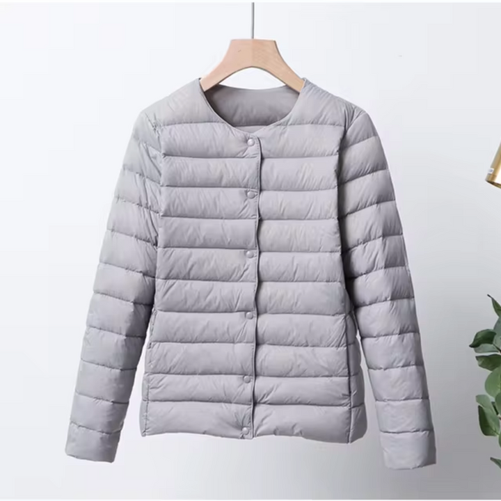 Dame slim fit kravefri vinterjakke, dunfyld, knaplukning, beige grå sort rød, efterår vinter stilfuld.