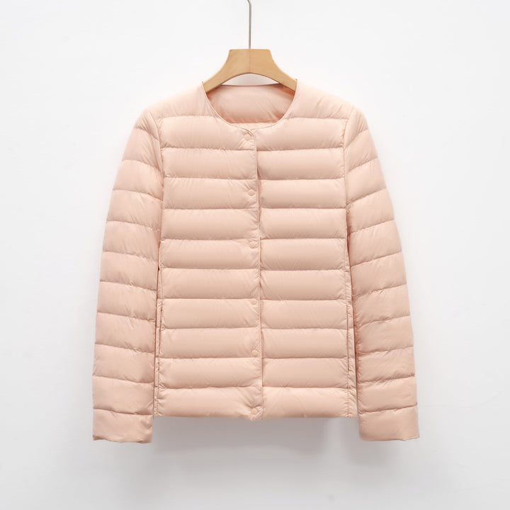 Dame slim fit kravefri vinterjakke, dunfyld, knaplukning, beige grå sort rød, efterår vinter stilfuld.