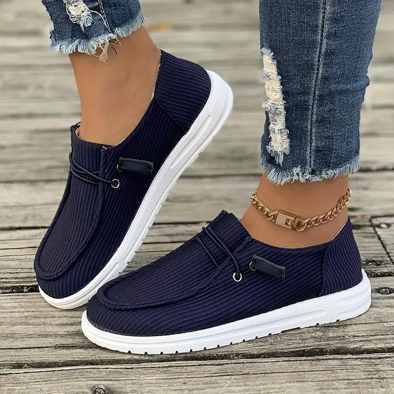 Dame slip-on fritidssko, behagelig pasform, tidløst design, holdbart materiale, nem at bruge og stilfuld.