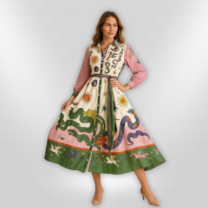 Dame Maxi Kjole med Kunstnerisk Print, Farverig, Lange Ærmer, Elegant og Tidløs Stil. Perfekt til Hverdag og Fest.