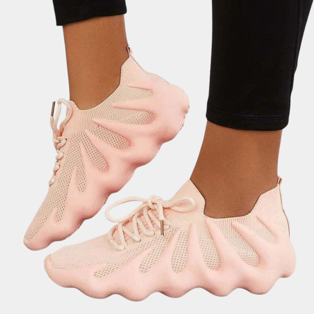 Naisten tyylikkäät hengittävät sneakers, beige sävy, kestävä päällinen, ergonominen muotoilu, urbaaniin ja aktiiviseen tyylii