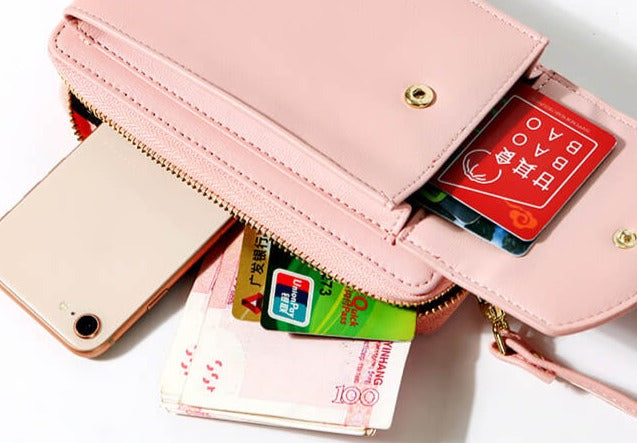 Dame crossbody taske med justerbar rem, grå PU-læder, gyldne metaldele, kompakt og rummelig.