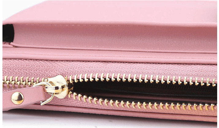 Dame crossbody taske med justerbar rem, grå PU-læder, gyldne metaldele, kompakt og rummelig.