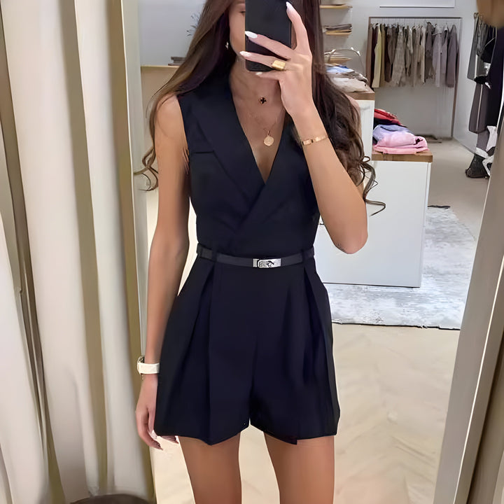 Dameærmeløs jumpsuit med V-udskæring, elegant snit og kvalitetsstof