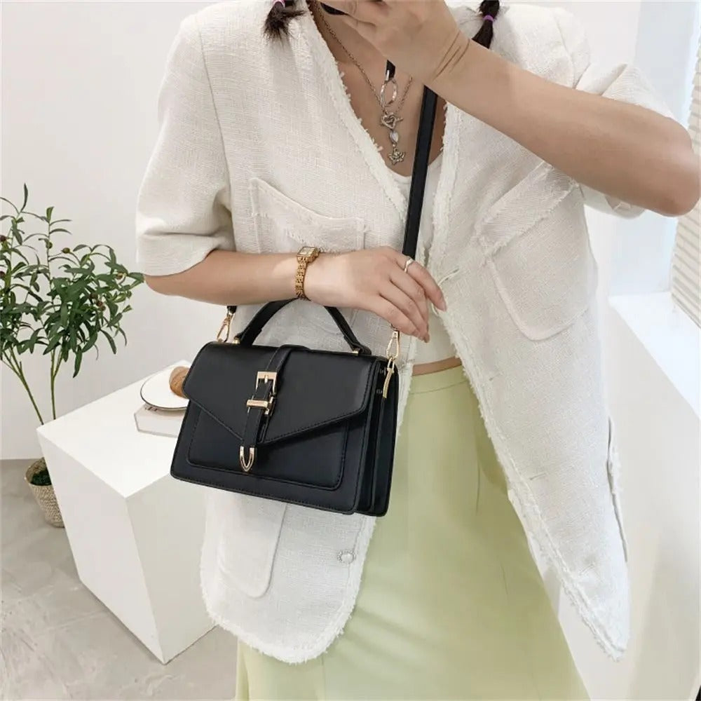 Dametaske Elegant Tote Skuldertaske med Justerbare Stropper, minimalistisk design, rummelig indvendig, Hvid farve
