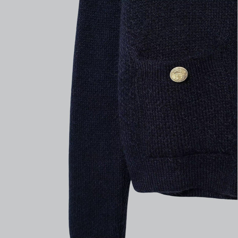 Damecardigan med gyldne knapper, blød strik, perfekt til forskellige outfits