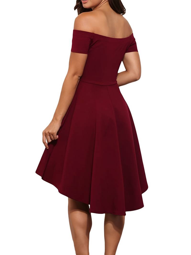 Dame elegant off-shoulder festkjole, elegant faldende silhuet, fremhæver skuldre, velegnet til fest og hverdag.