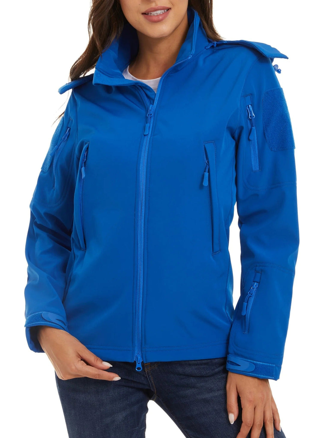 Dame vandtæt soft shell jakke, grå, fleeceforet, justerbar hætte, moderne design til udendørs og hverdag.