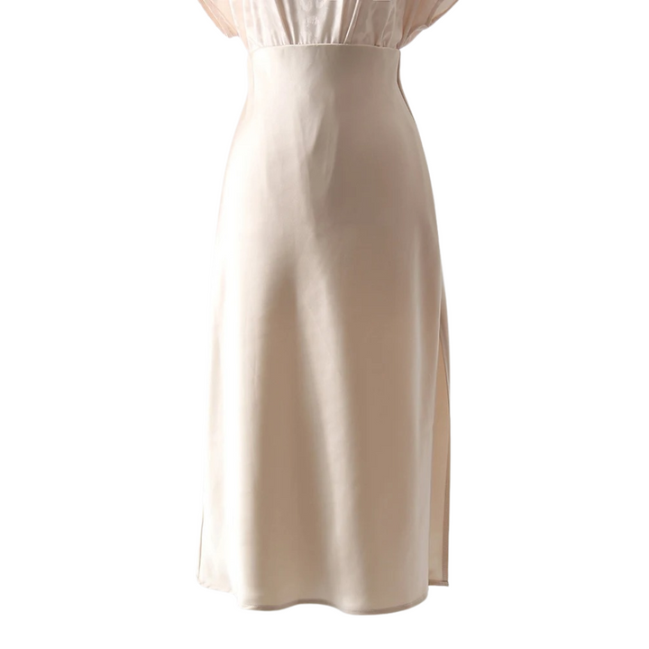 Dame grøn A-line satin silkernederdel, skinnende finish, elegant og komfortabel, sidelunger, alsidig brug.
