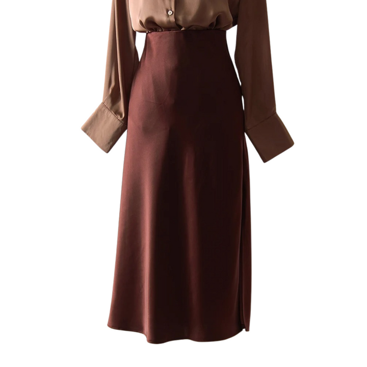 Dame grøn A-line satin silkernederdel, skinnende finish, elegant og komfortabel, sidelunger, alsidig brug.
