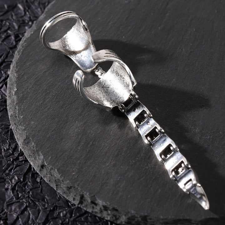 Dame vintage skorpion ring, justerbar, zinklegering, skinnende overflade, dynamisk halebevægelse, iøjnefaldende.