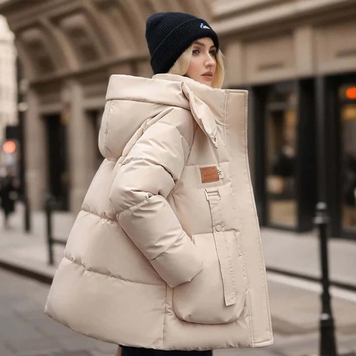 Naisten vuorattu hupparitakki, rento leikkaus, lämpimät ribbireunat, taskut, käytännöllinen design, tyylikäs ulkoasu.