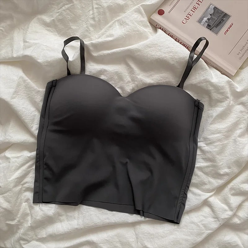 Dame enfarvet skåret camisole, hvid, bred halsudskæring, behageligt elastisk stof.
