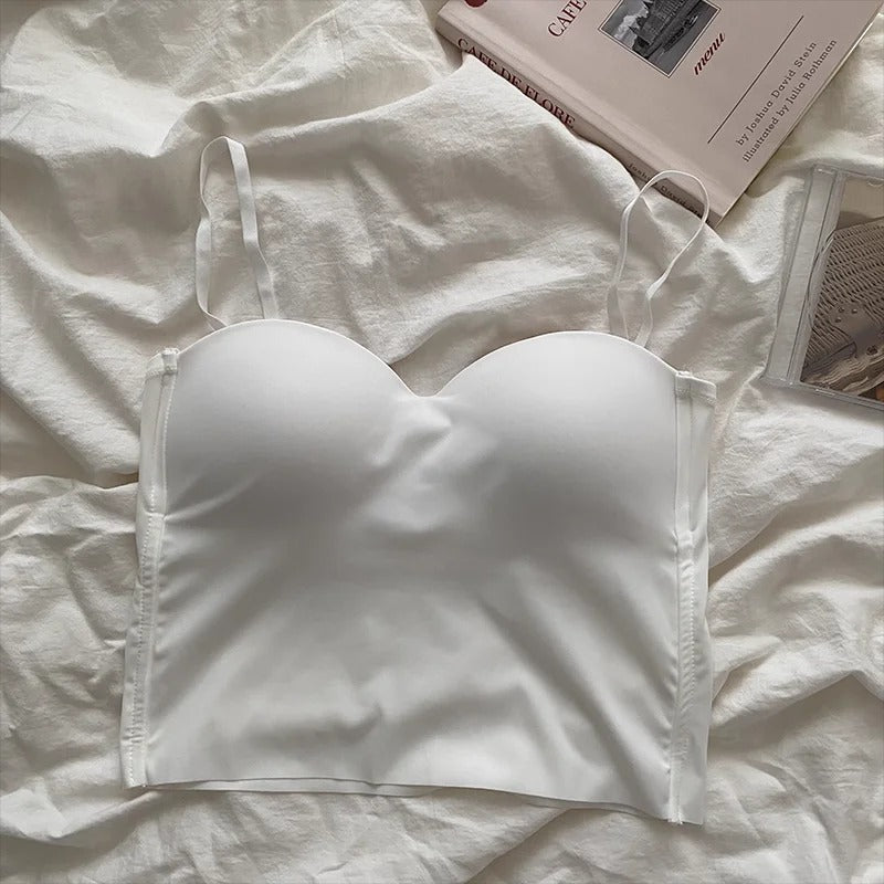 Dame enfarvet skåret camisole, brun, bred halsudskæring, behageligt elastisk stof.