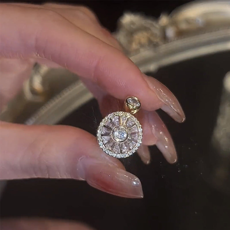 Dame zirkonring, runde zirkonia sten, skinnende guld, elegant til fest og hverdag.