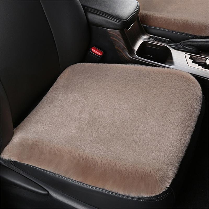 Pehmeä liukumaton auton istuintyyny, hengittävä materiaali, monikäyttöinen, visuaalinen lisä autoosi ja mukavuutta ajamiseen.