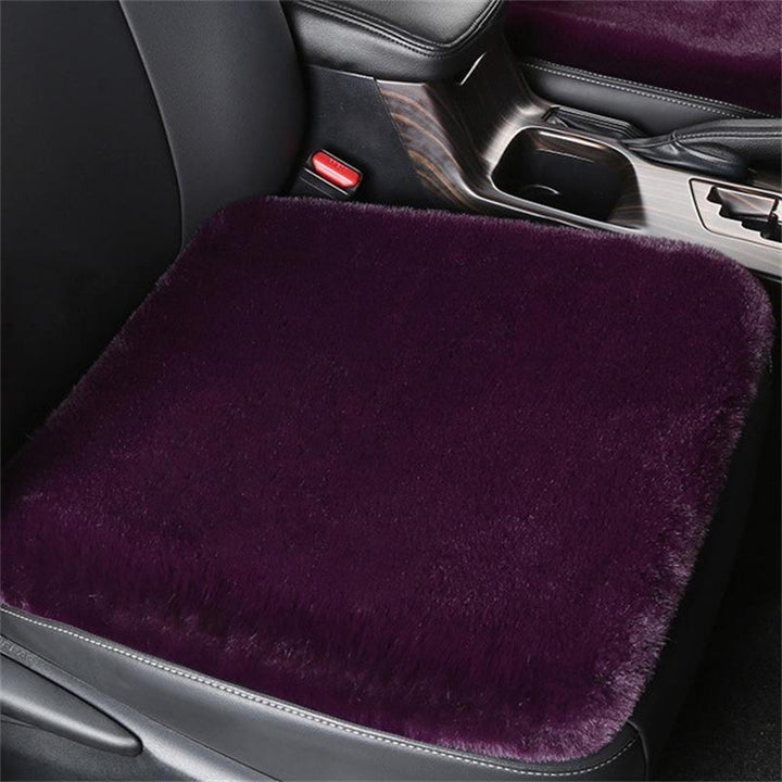 Pehmeä liukumaton auton istuintyyny, hengittävä materiaali, monikäyttöinen, visuaalinen lisä autoosi ja mukavuutta ajamiseen.