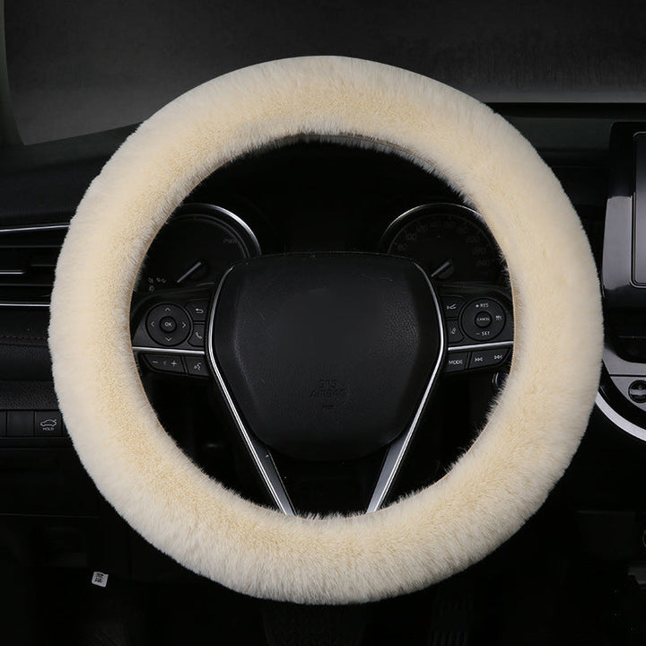 Universelt blødt pelse rat cover, tilføjer komfort og stil til bilen, fås i forskellige farver.