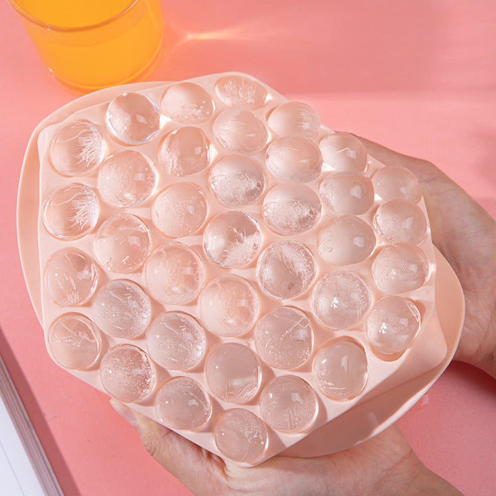 Rund iskugleform: Pink og blå, PE-materiale, nem aftagelig, perfekte runde isterninger til drikkevarer.
