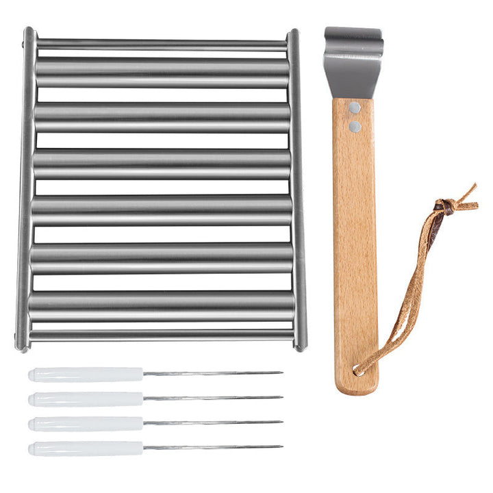 Roterende pølseholder i rustfrit stål til grill, med plads til fem pølser, håndtag, holdbart og kompakt design, tilgængelig online