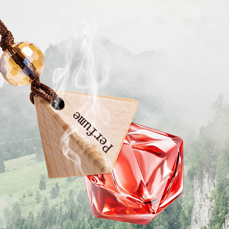 Frischer Autoduft-Anhänger, Holz und Glas, kompakt und stilvoll, passend für alle Autos, verleiht dem Auto Persönlichkeit.