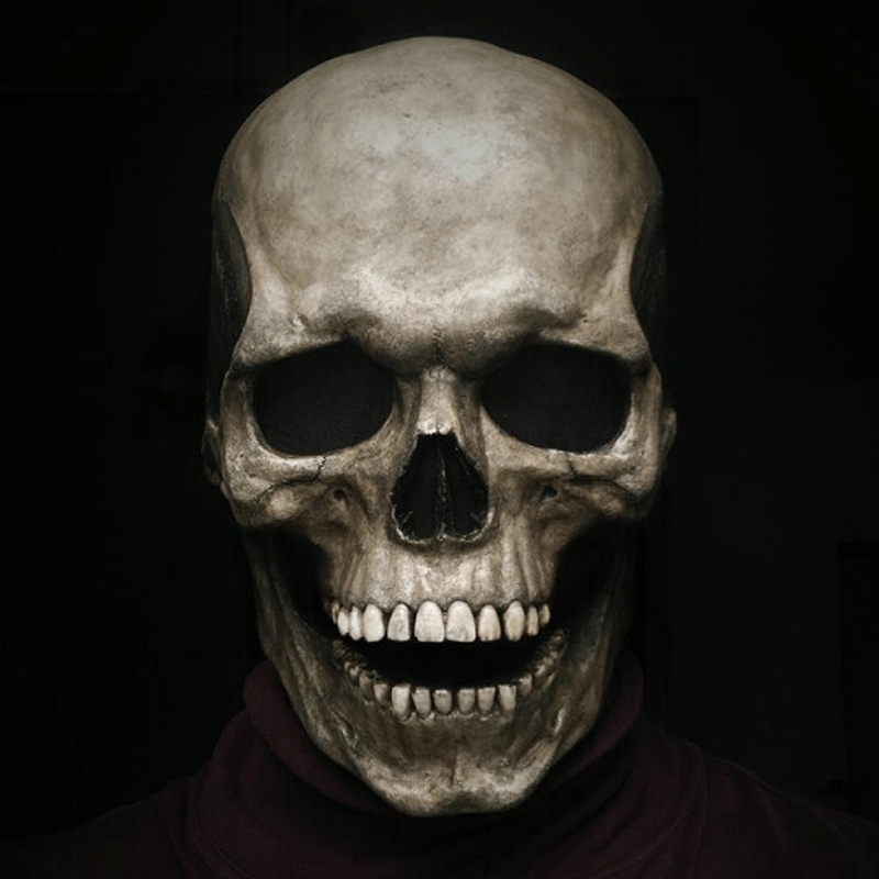 Realistisk unisex hjelm til Halloween, detaljeret design, lavet af kvalitetsmaterialer