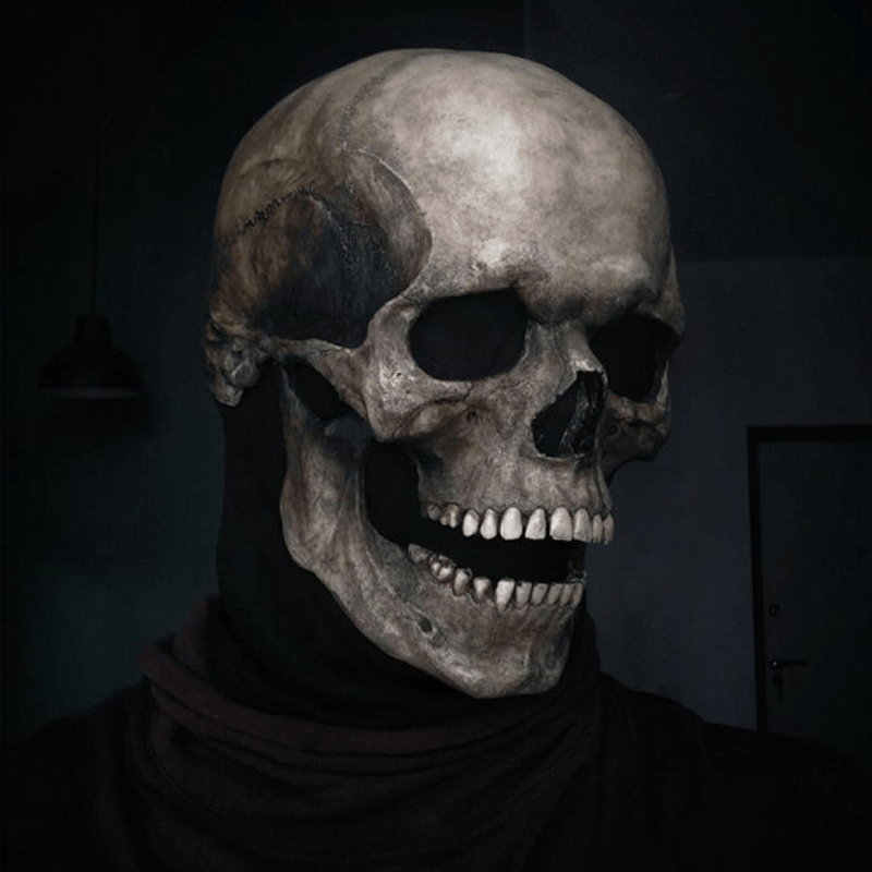 Realistisk unisex hjelm til Halloween, detaljeret design, lavet af kvalitetsmaterialer