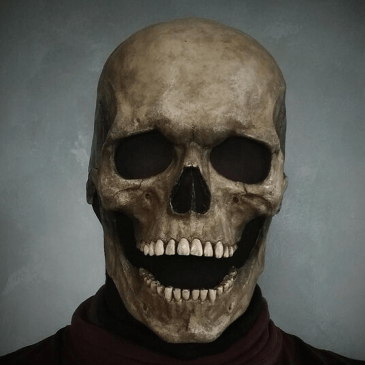 Realistisk unisex hjelm til Halloween, detaljeret design, lavet af kvalitetsmaterialer