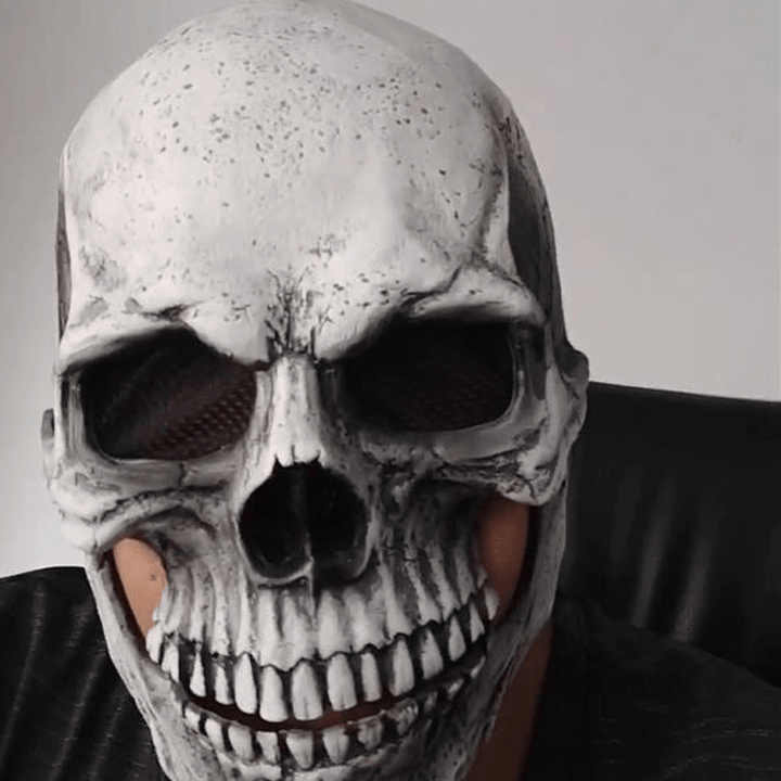Realistisk unisex hjelm til Halloween, detaljeret design, lavet af kvalitetsmaterialer