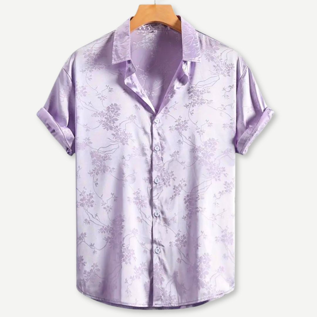 Blomstret skjorte, frontbillede, kvinders casual skjorte, blød og åndbar, alsidigt og stilfuldt design.