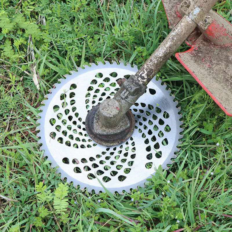Plæneklipper savblad, metallegering, skarpt 40/60/80-tandet design, klipper effektivt græs og buske.