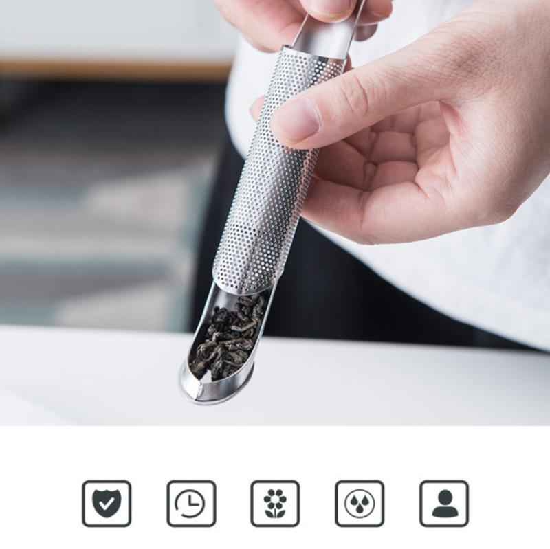 Ruostumaton terästeesiivilä pitkällä kahvalla, kaareva malli, kestävä suodatin, moderniin keittiöön, helppokäyttöinen.