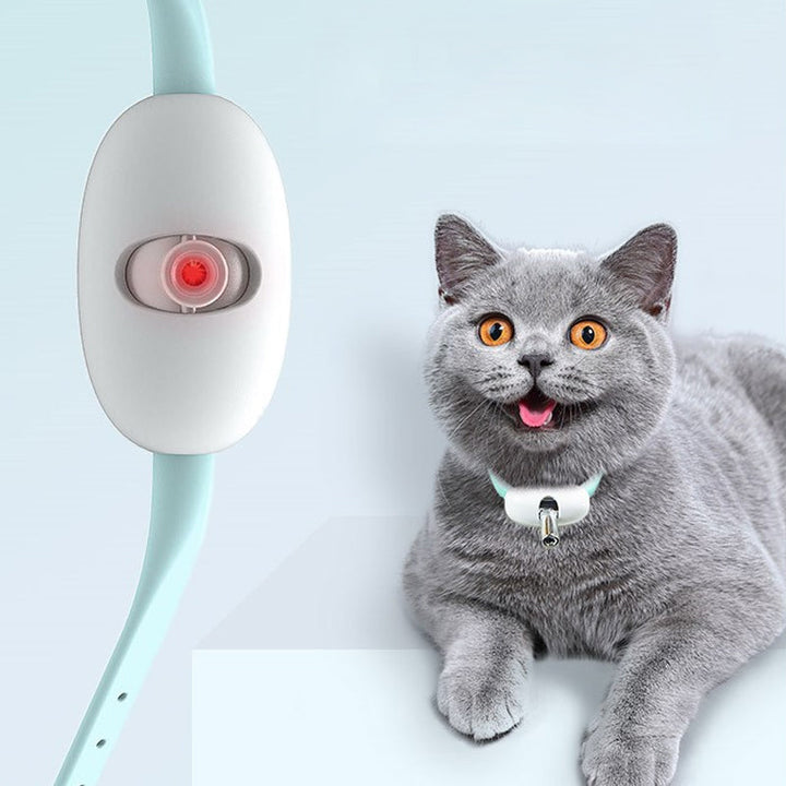 Justerbart neon grønt kattehalsbånd med laserlys, let og behageligt 60g, sikkert TPU-materiale, passer til mange katte.