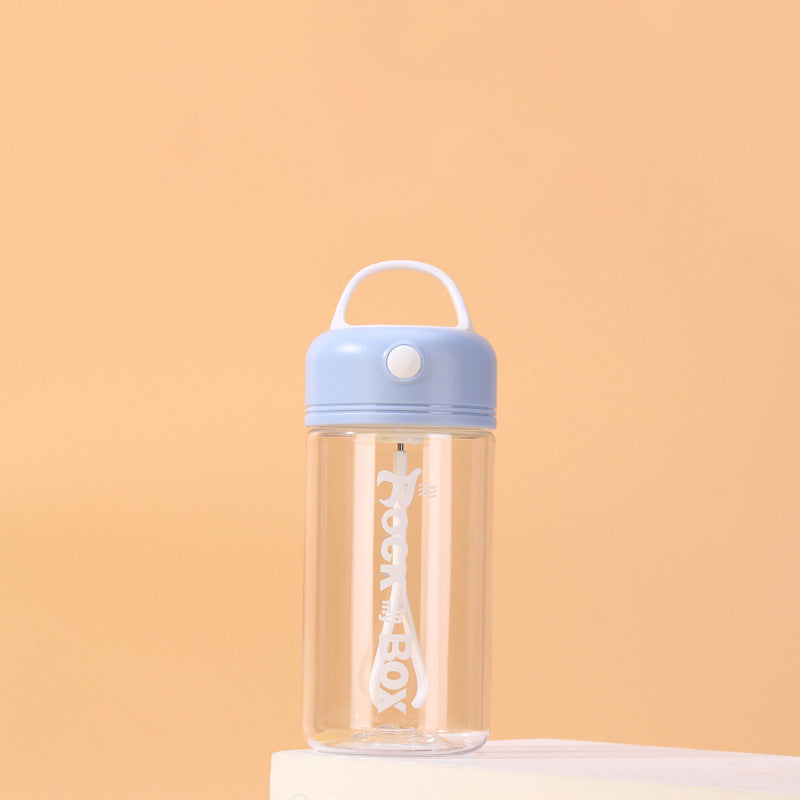 Sähköinen sekoituspullo, tyylikäs muotoilu, BPA-vapaa, vuotamaton, 450 ml kapasiteetti, ergonominen, kannettava gadget.