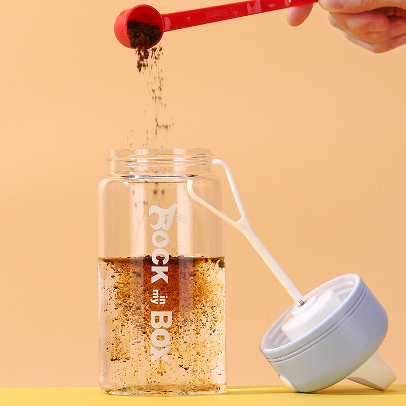 Sähköinen sekoituspullo, tyylikäs muotoilu, BPA-vapaa, vuotamaton, 450 ml kapasiteetti, ergonominen, kannettava gadget.
